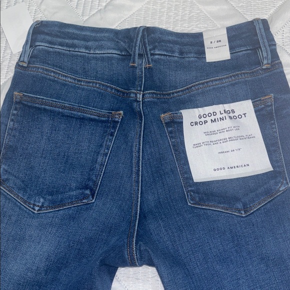 NWT Good American Good Legs Crop Mini Boot Leg Jeans Size 2 / 26 - Picture 5 of 5